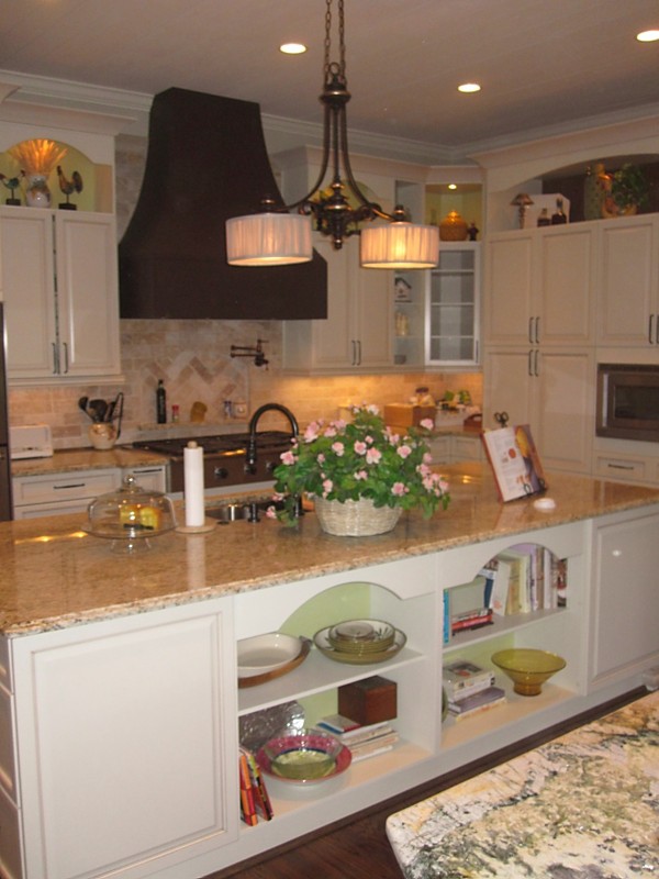 Kitchen pendant lighting installed by Jones Electric Co. Marietta GA